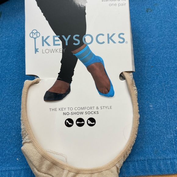 Key Socks - Picture 2 of 2